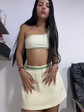 Snapshot of Baby_Niels chatting on 03-08-26, 02:54 Baby Niels online show from 03-08-26, 02:54