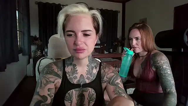 Snapshot of Alexandersonxo chatting on 03-04-26, 06:08 Alexandersonxo online show from 03-04-26, 06:08