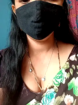 Snapshot of sweet-mahi chatting on 12-06-24, 08:26 sweet-mahi online show from 12-06-24, 08:26