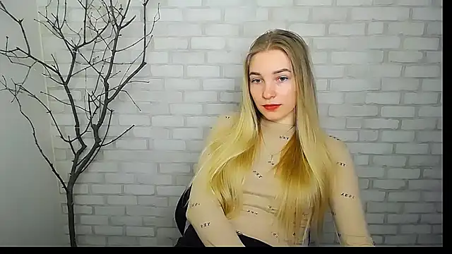 Queen ofLove online show from 03-03-25, 11:33