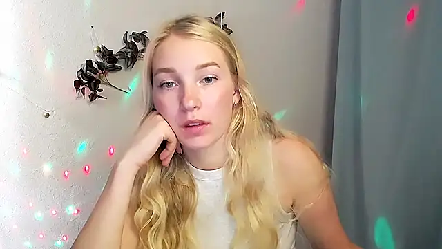 Queen ofLove online show from 05-27-26, 08:44