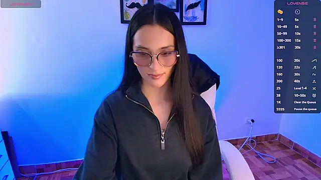 Snapshot of mariaan_m_ chatting on 12-19-25, 10:28 mariaan m online show from 12-19-25, 10:28