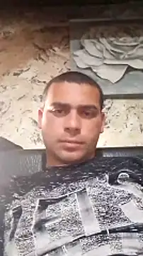 Snapshot of ilia97 chatting on 02-03-25, 08:35 ilia97 online show from 02-03-25, 08:35