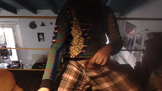 Snapshot of contemptumundi888 chatting on 12-12-24, 09:51 contemptumundi888 online show from 12-12-24, 09:51