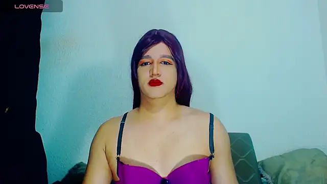 Snapshot of alexandrasexy32 chatting on 05-10-26, 03:12 alexandrasexy32 online show from 05-10-26, 03:12