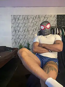 Snapshot of mikemacluffy chatting on 03-19-25, 04:47 mikemacluffy online show from 03-19-25, 04:47