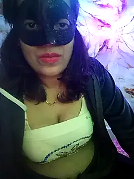 Snapshot of Inaya_Mishra chatting on 01-12-25, 06:16 Inaya Mishra online show from 01-12-25, 06:16