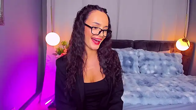 CarlaWhite online show from 04-17-26, 03:31