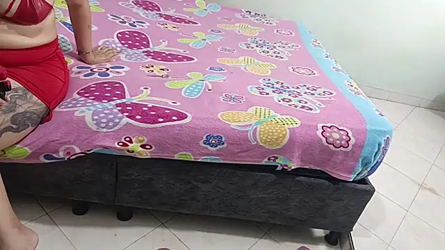 luxandracon23 online show from 03-04-25, 10:16