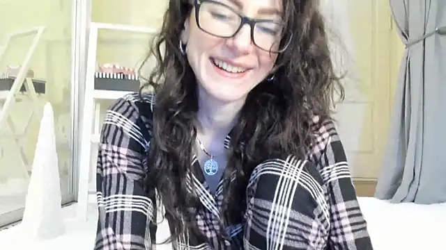 Baby Jewel online show from 12-24-24, 11:17