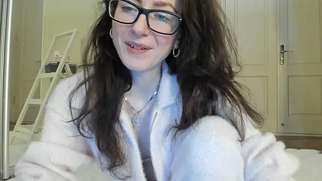 Baby Jewel online show from 01-29-25, 11:09