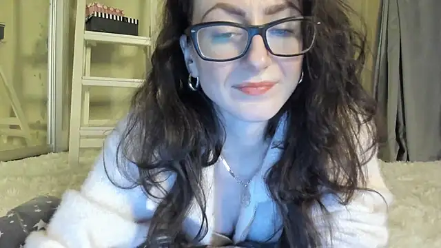 Baby Jewel online show from 01-29-25, 02:10