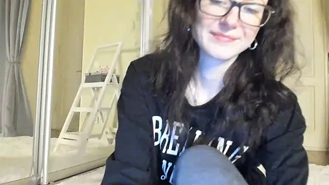 Baby Jewel online show from 02-06-25, 11:10