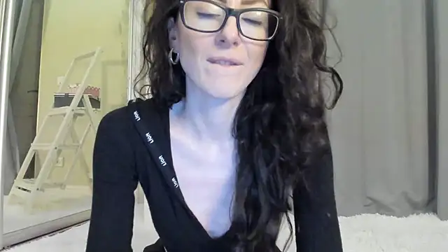 Baby Jewel online show from 10-12-25, 10:14