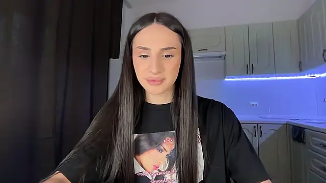 Kim Oberlin  online show from 03-03-26, 02:01