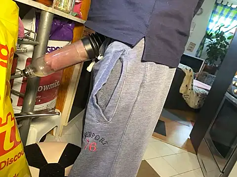 Gilgamesch1704 online show from 12-07-24, 08:11