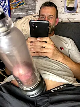 Gilgamesch1704 online show from 09-18-25, 07:16