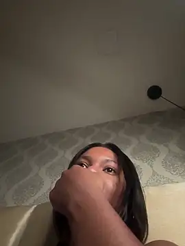 SophiaSmiiths  online show from 03-22-25, 11:32