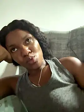 SophiaSmiiths  online show from 01-13-26, 10:48