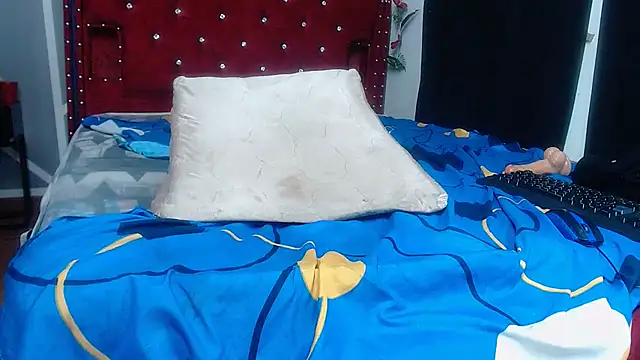 stephanieross202cl online show from 02-23-25, 09:44