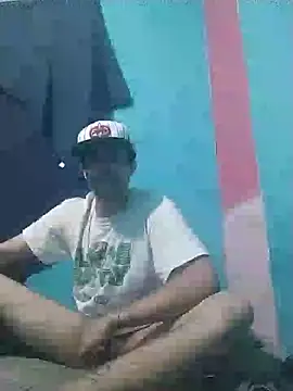 gerinwatch online show from 12-17-24, 02:01