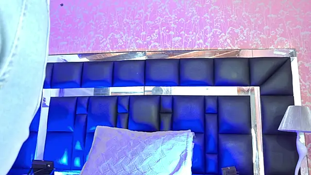 Snapshot of Sofia_martiin chatting on 09-16-25, 03:07 Sofia martiin online show from 09-16-25, 03:07