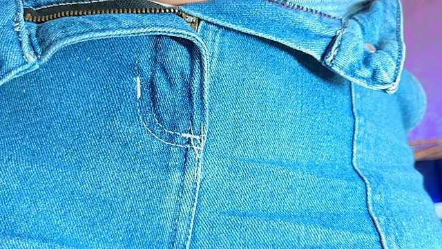 Snapshot of Sofia_martiin chatting on 10-24-25, 03:14 Sofia martiin online show from 10-24-25, 03:14