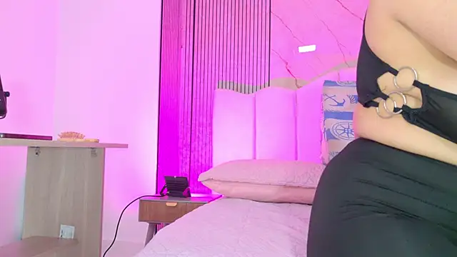 Snapshot of Sofia_martiin chatting on 02-26-26, 03:05 Sofia martiin online show from 02-26-26, 03:05