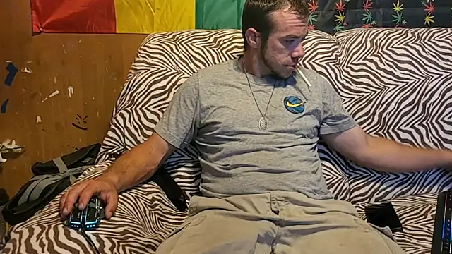 Snapshot of ScubaStevex chatting on 06-21-26, 03:25 ScubaStevex online show from 06-21-26, 03:25