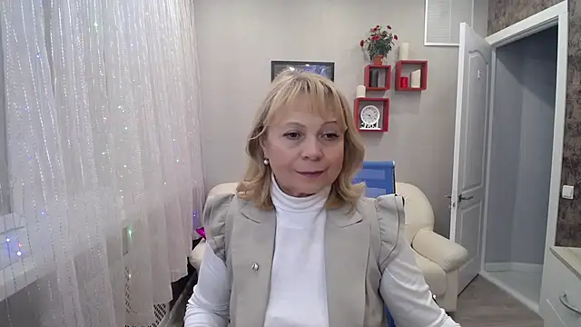 Snapshot of Milla_Cutie18 chatting on 12-19-24, 01:29 Milla Cutie18 online show from 12-19-24, 01:29