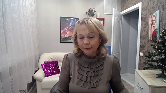 Snapshot of Milla_Cutie18 chatting on 12-25-24, 05:37 Milla Cutie18 online show from 12-25-24, 05:37