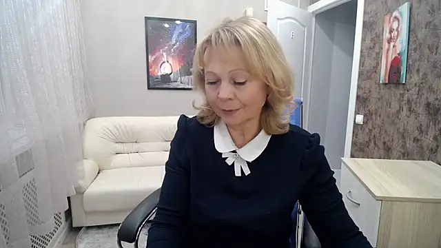 Snapshot of Milla_Cutie18 chatting on 01-27-25, 05:47 Milla Cutie18 online show from 01-27-25, 05:47
