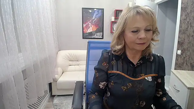 Snapshot of Milla_Cutie18 chatting on 02-11-25, 05:47 Milla Cutie18 online show from 02-11-25, 05:47
