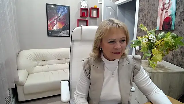 Snapshot of Milla_Cutie18 chatting on 10-01-25, 07:14 Milla Cutie18 online show from 10-01-25, 07:14