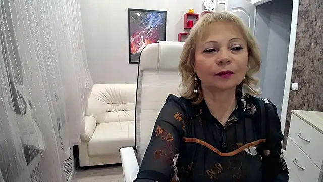 Snapshot of Milla_Cutie18 chatting on 12-22-25, 05:59 Milla Cutie18 online show from 12-22-25, 05:59