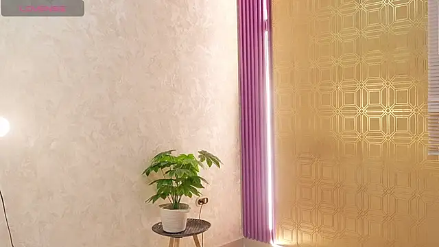 Bella19  online show from 02-24-26, 08:51