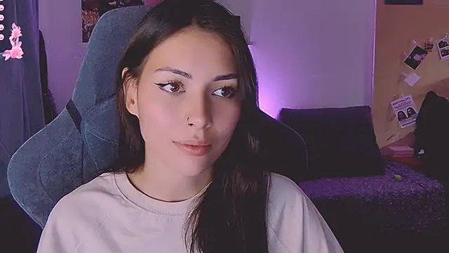 KatiKate online show from 10-16-25, 05:58