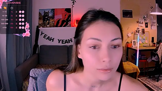 KatiKate online show from 12-21-25, 04:47