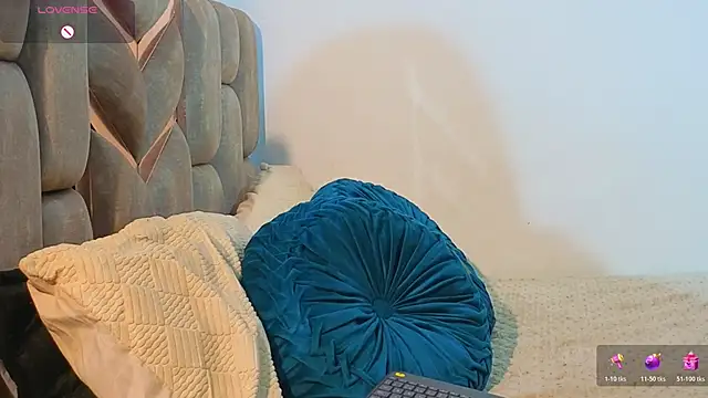 KloheCurvy online show from 11-24-25, 02:50