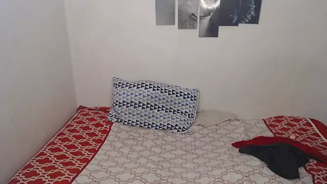 Snapshot of Pocahontas_Princess_ chatting on 02-12-26, 06:14 Pocahontas Princess online show from 02-12-26, 06:14