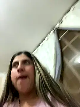 Snapshot of girl_anni chatting on 10-17-25, 04:15 girl anni online show from 10-17-25, 04:15