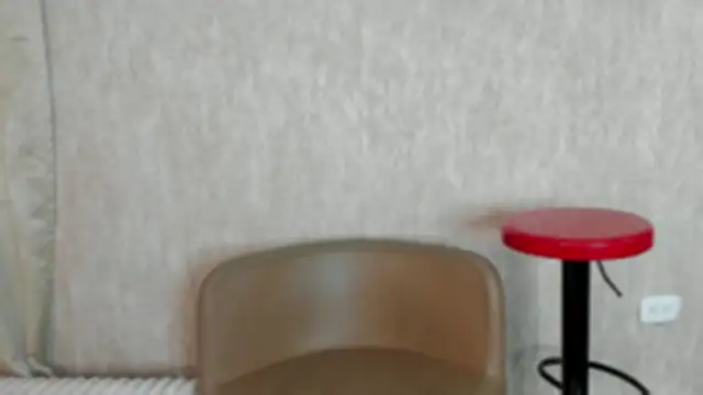 Snapshot of Violetrousse chatting on 03-10-25, 09:51 Violetrousse online show from 03-10-25, 09:51