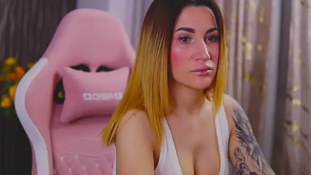 KimSkyex online show from 02-22-25, 11:35