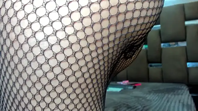 Snapshot of CattaleyaQueen chatting on 03-05-26, 05:53 CattaleyaQueen online show from 03-05-26, 05:53