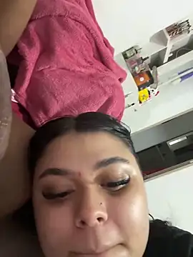 Snapshot of alissonfernandez_ chatting on 01-12-25, 01:00 alissonfernandez online show from 01-12-25, 01:00
