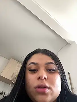 Snapshot of alissonfernandez_ chatting on 01-15-25, 07:12 alissonfernandez online show from 01-15-25, 07:12