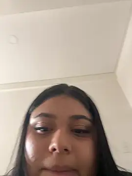 Snapshot of alissonfernandez_ chatting on 01-22-25, 06:52 alissonfernandez online show from 01-22-25, 06:52