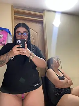 Snapshot of alissonfernandez_ chatting on 02-05-26, 11:20 alissonfernandez online show from 02-05-26, 11:20