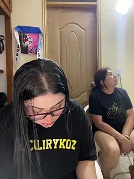 Snapshot of alissonfernandez_ chatting on 03-05-26, 11:39 alissonfernandez online show from 03-05-26, 11:39