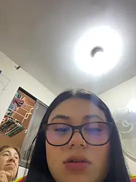 Snapshot of alissonfernandez_ chatting on 06-23-26, 10:30 alissonfernandez online show from 06-23-26, 10:30